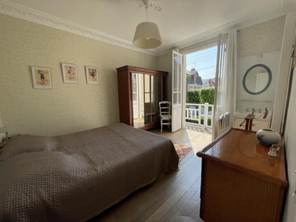 Villa Spacieuse A Cabourg, 200M Plage, Jardin, 5 Chambres, Parking, Menage Inclus - Fr-1-487-359 Exterior foto